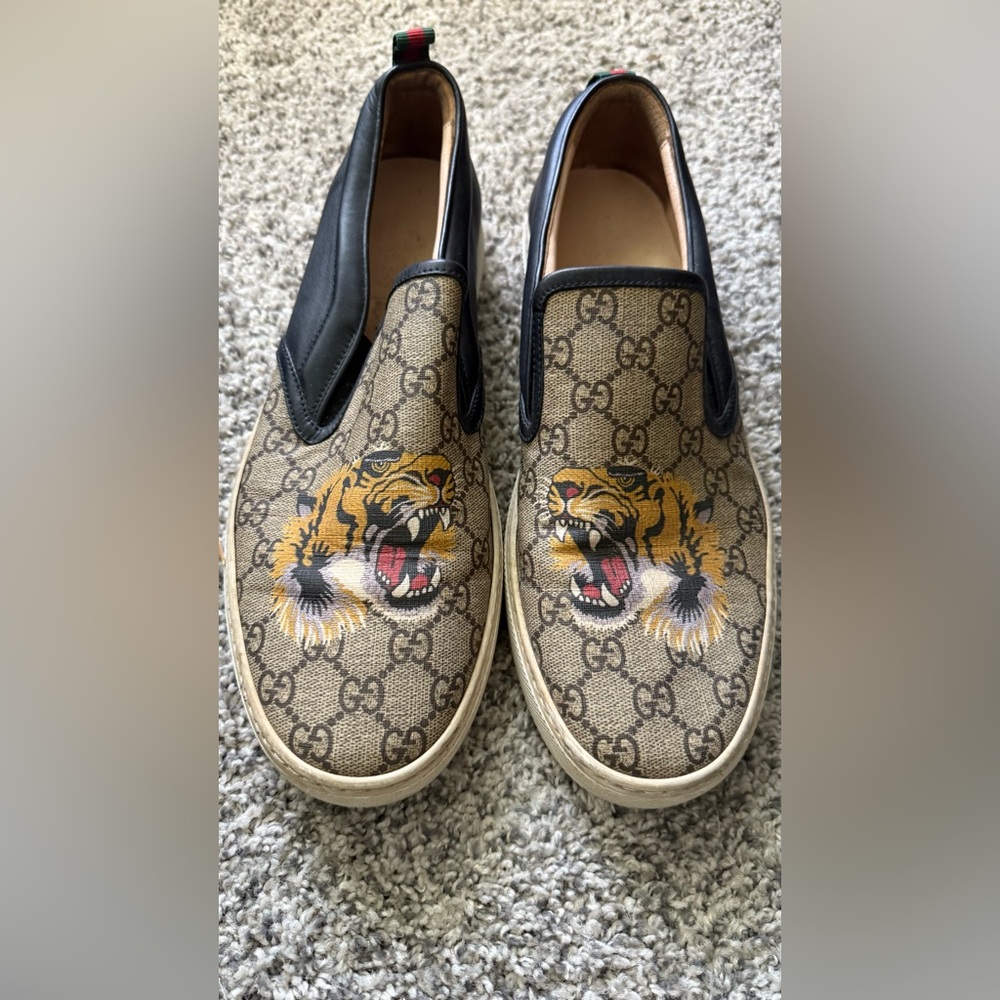 Gucci Men's Tiger Print Slip-On Loafers - Black and Brown